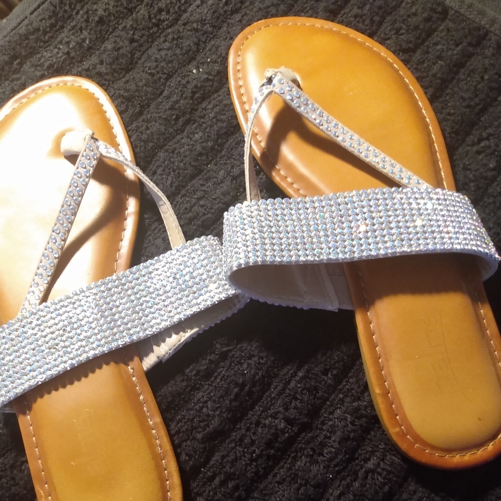 Sandals - Picture 5 of 8